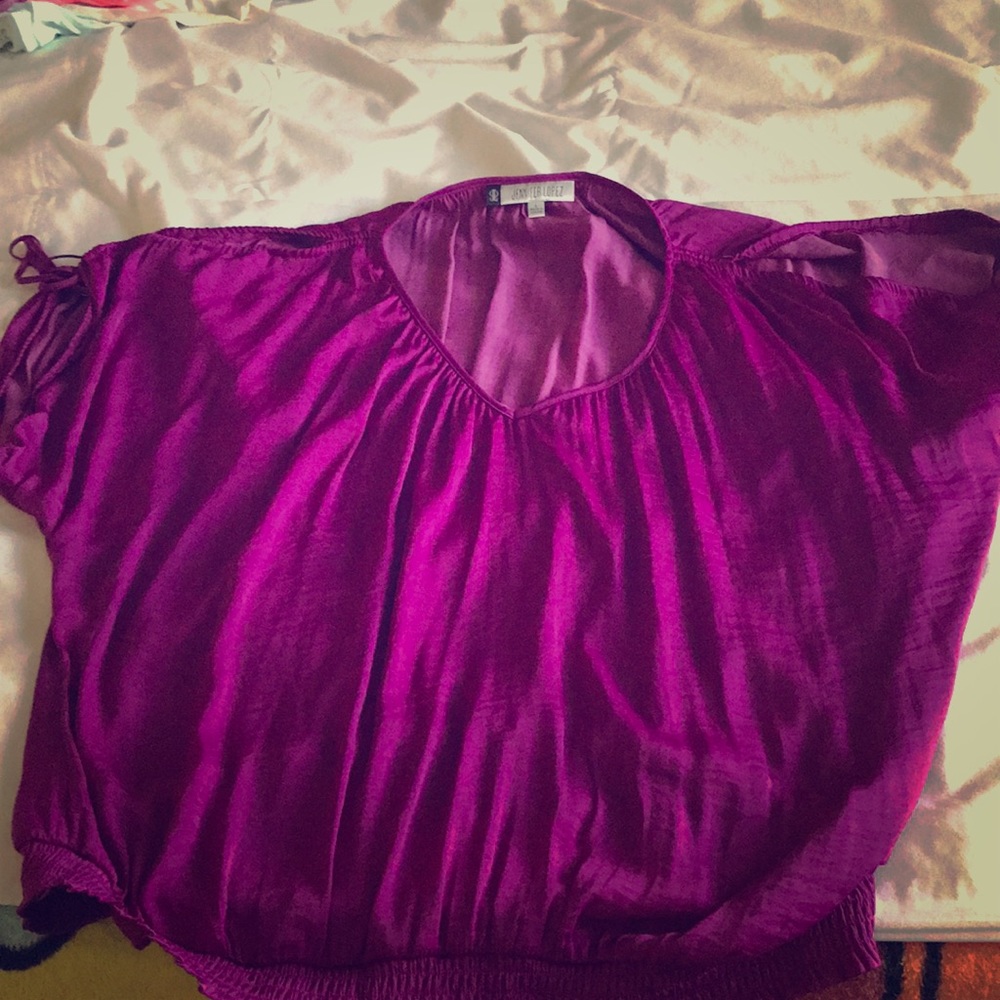 Jennifer Lopez purple t-shirt large